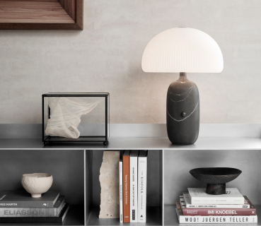 Vipp 592 Sculpture Tischleuchte L grau